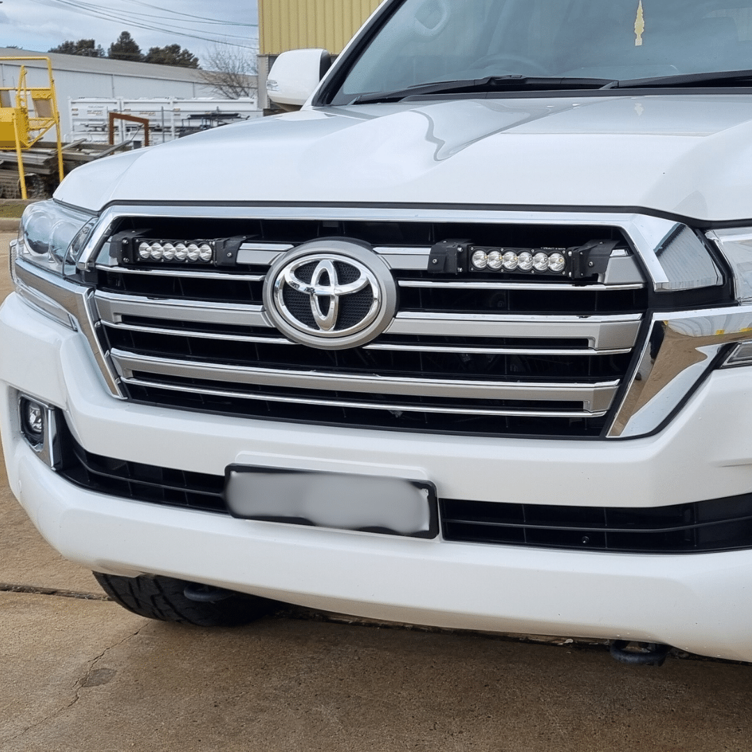 Toyota 200 Series Land Cruiser In-Grille Light Bar Integration Kit